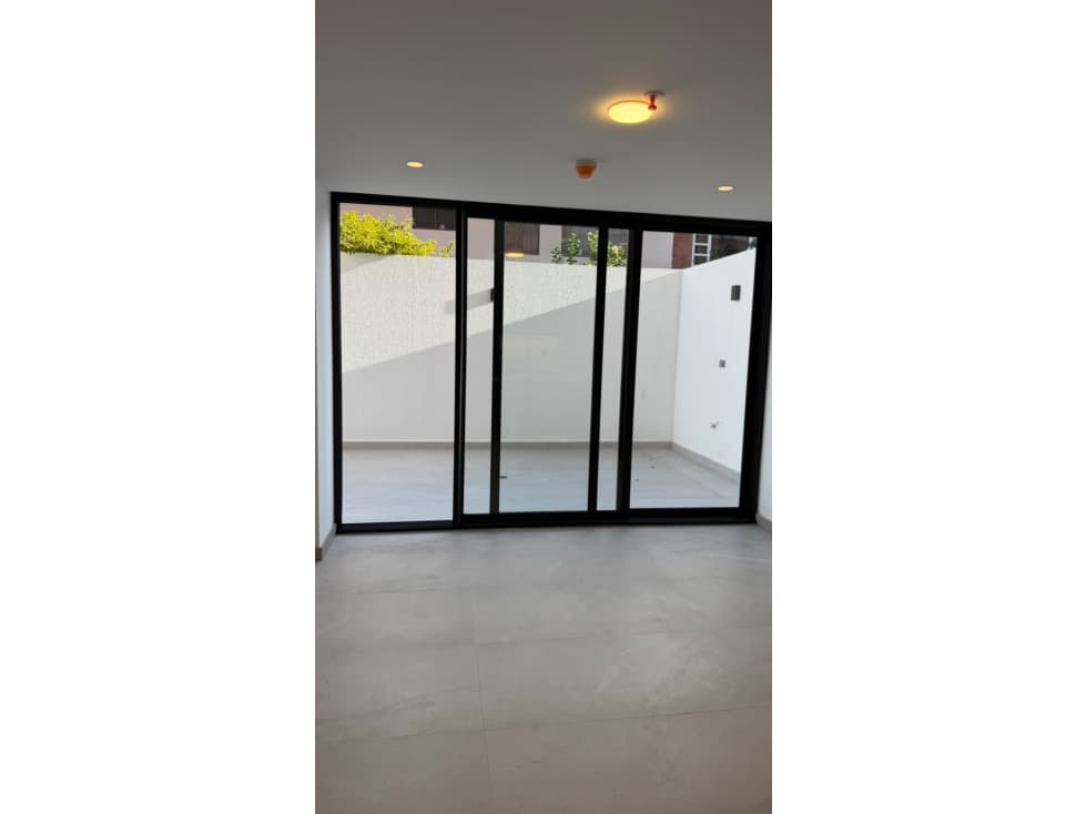 Suite en venta | Sector Isabela La Católica | Cuenca — foto 2