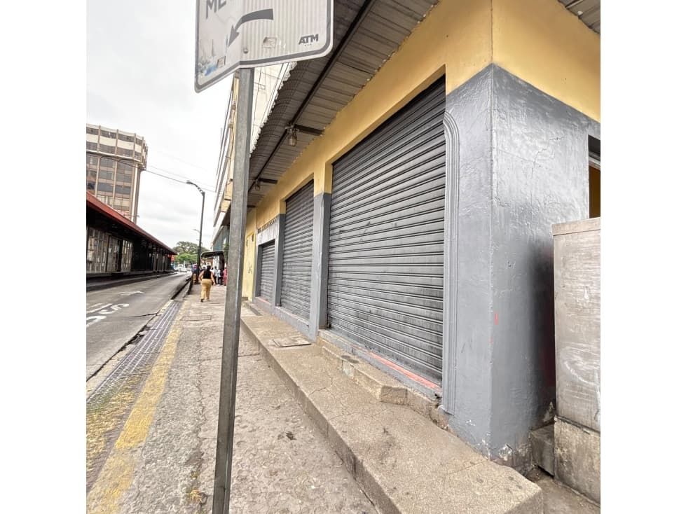 Alquiler de Local en Centro TULCAN Y PRIMERO DE MAYO — foto 1
