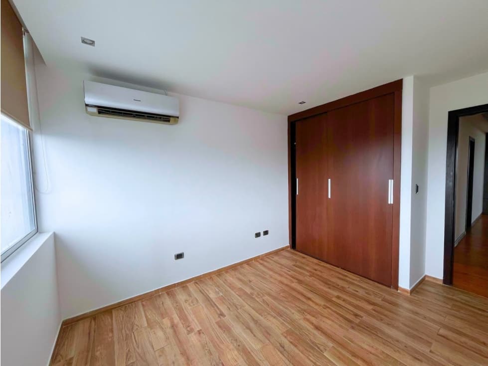 DEPARTAMENTO/ PENTHOUSE CON VISTA AL RIO EN SAMBORONDON — foto 6