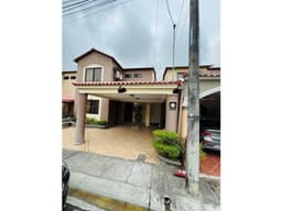 VENTA CASA EN URB. VILLA CLUB - LA AURORA DEL CANTON DAULE