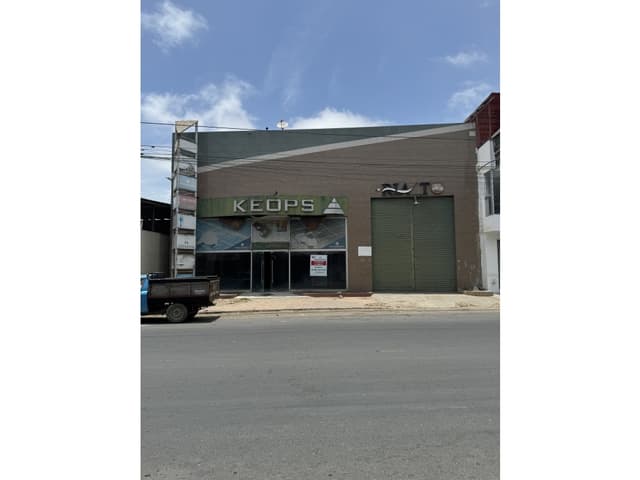 VENTA DE EDIFICIO PLAYAS VILLA MIL - GUAYAS