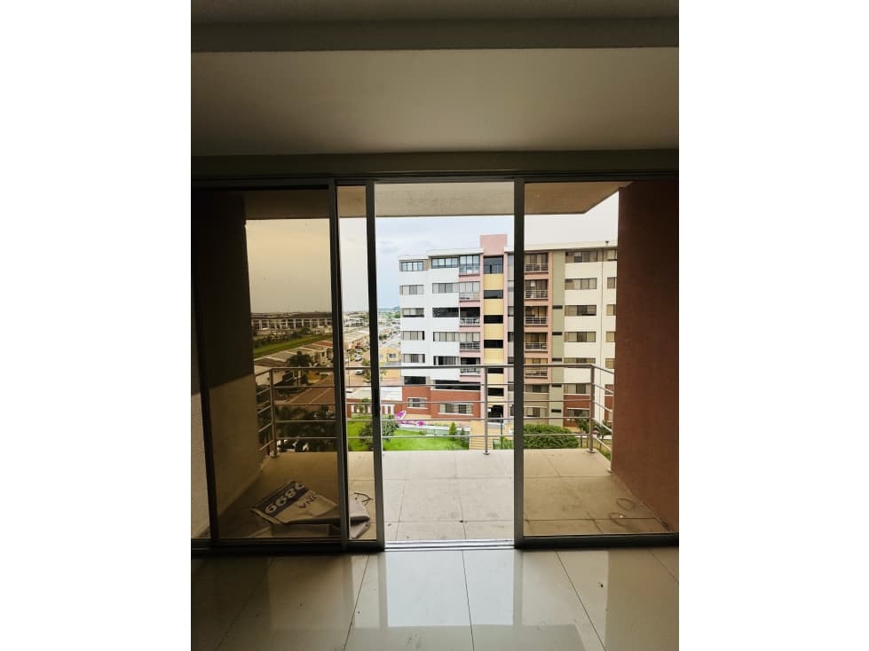 VENTA DEPARTAMENTO URB. SAN SEBASTIAN - AV. LEON FEBRES CORDERO — foto 3