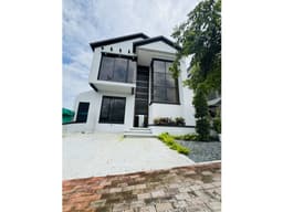 VENTA CASA DE ESTRENO - KM 19 VIA A LA COSTA - GUAYAQUIL