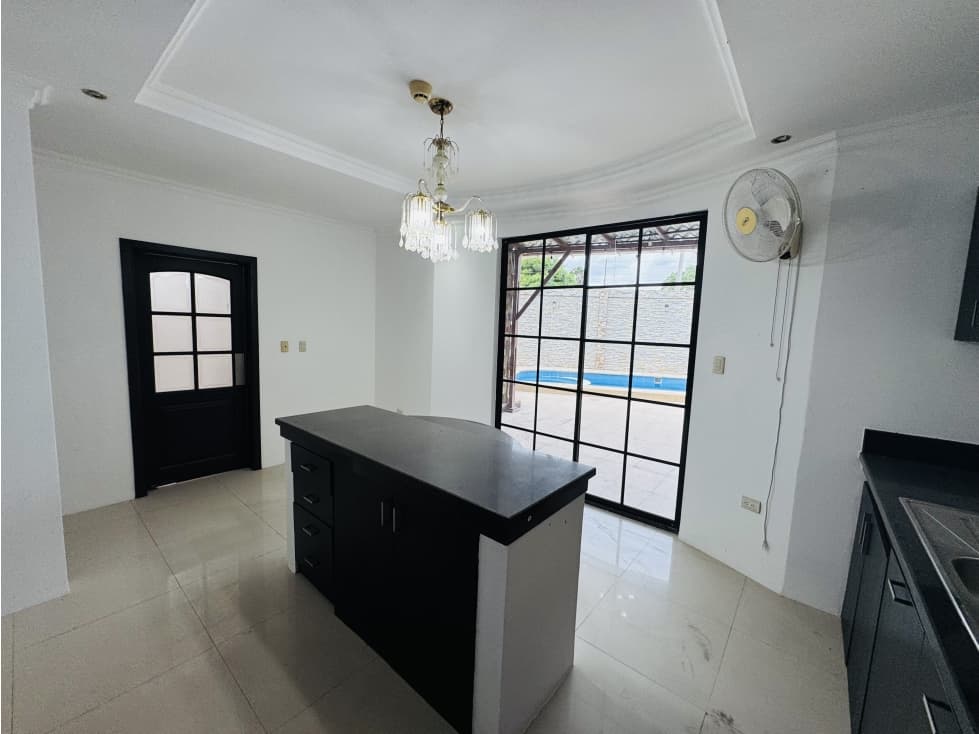ALQUILER CASA 5 DORMITORIOS URB. TERRANOSTRA — foto 6