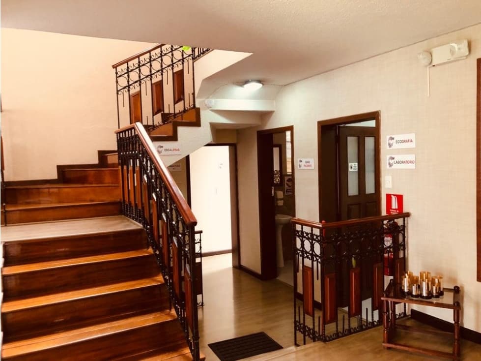 Terreno con Casa en venta cerca a Quicentro para edificio de 8 pisos — foto 1