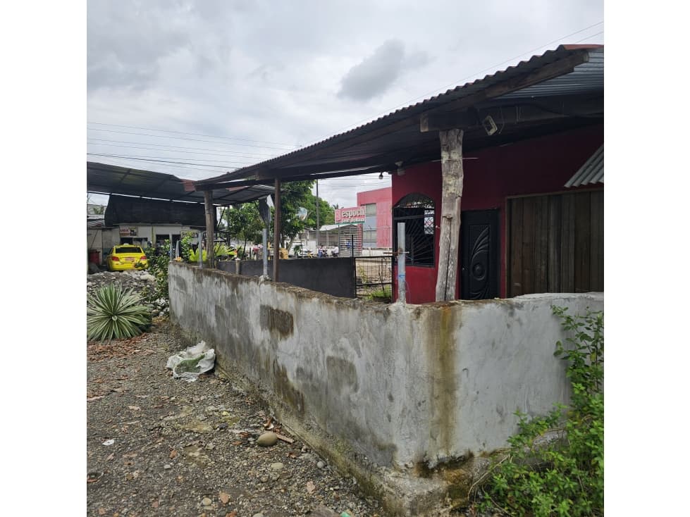 TERRENO ESQUINERO DE 600 M2 CON CONSTRUCCIÓN DIAGONAL A LA ESPOCH — foto 6