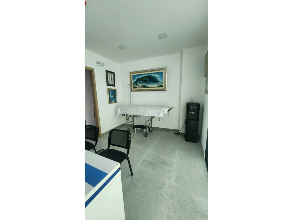 En Venta Consultorio en Umiñamed — foto 3