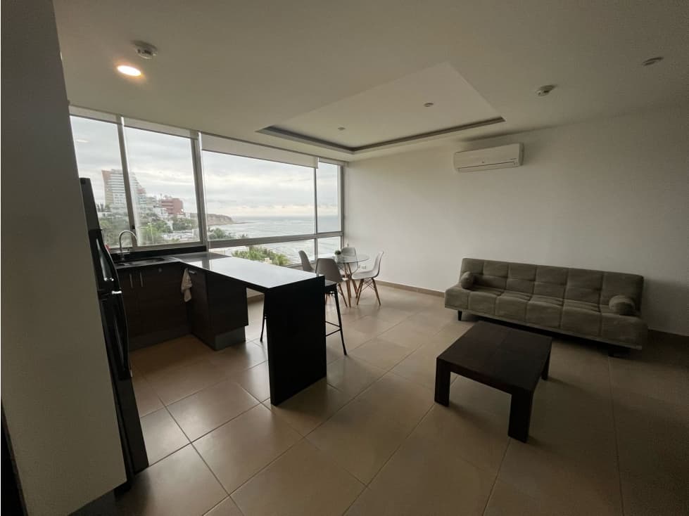 Espectacular suite amoblada en venta, en edificio frente al mar — foto 1