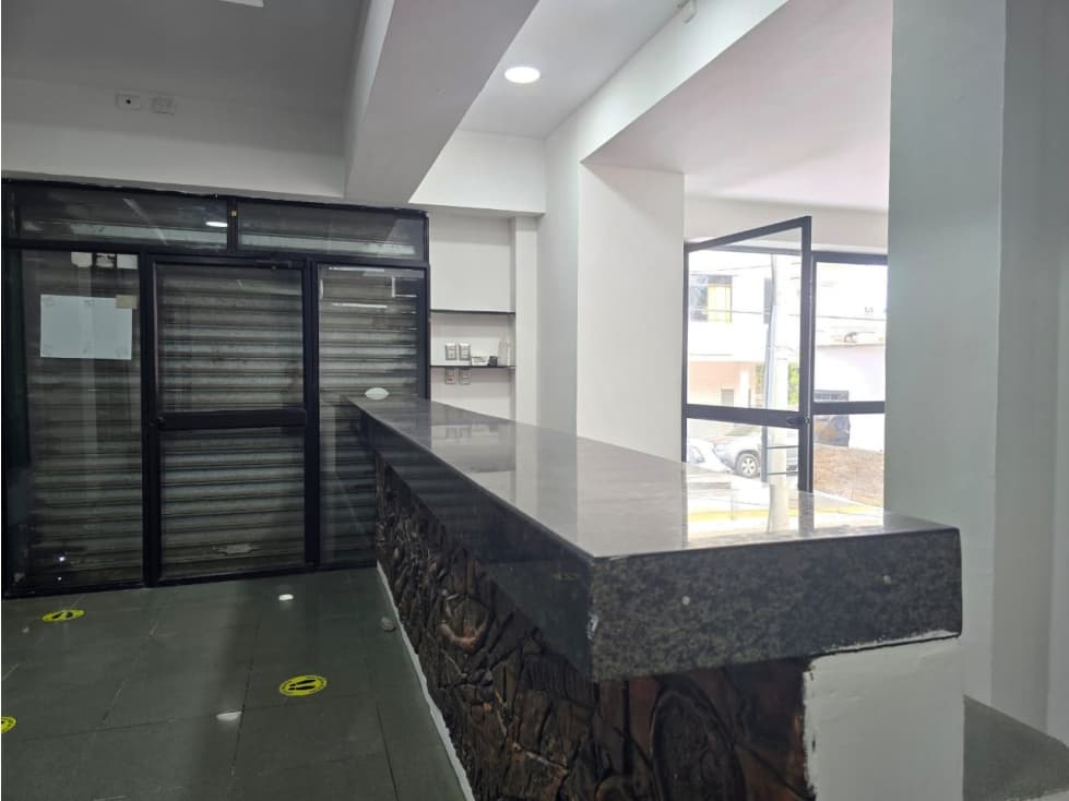 Renta de local comercial de 190m2 en Flavio Reyes Manta — foto 2