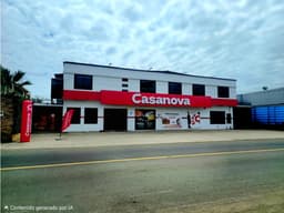 Se vende propiedad comercial en zona privilegiada sector Manta 2000