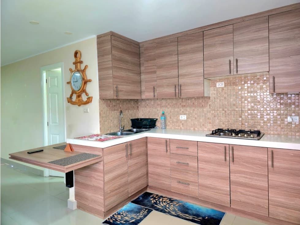 Se vende Casa dentro de urbanización Manta — foto 4