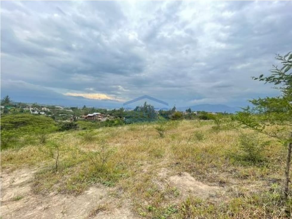 Venta Terreno 848m², Nayón 106,000 — foto 1
