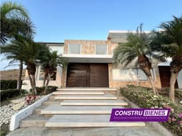 Exclusiva casa con piscina vista al mar en Urb. Marina Blue, Manta
