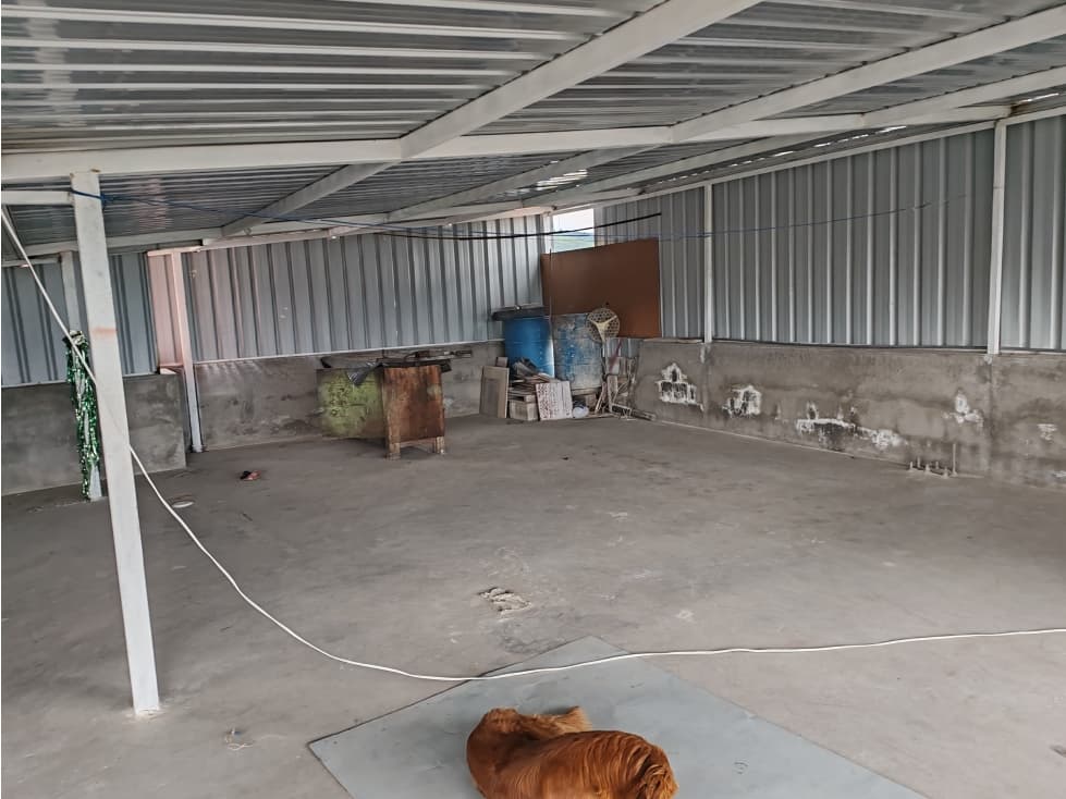 CASA RENTERA ESQUINERA ALTA RENTABILIDAD EN CAYAMBE — foto 3