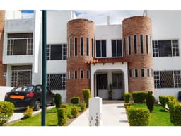 CASA EN VENTA EN EL Conjunto Habitacional El Balcón del Milagro