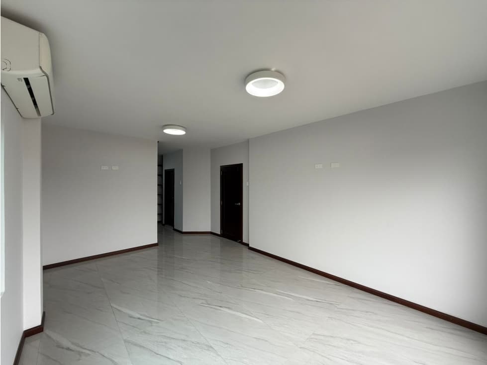 CASA EN VENTA EN VILLA MURANO — foto 3