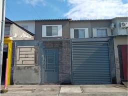 C.01 CASA EN VENTA EN URBANIZACION CIUDAD SANTIAGO COMERCIAL