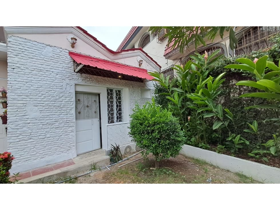 Se alquila suite en el barrio Centenario — foto 1