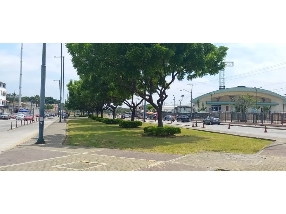 EN VENTA CASA RESIDENCIAL / COMERCIAL / VEHICULAR EN SAMANES 6 — foto 3
