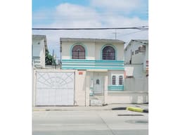EN VENTA CASA RESIDENCIAL / COMERCIAL / VEHICULAR EN SAMANES 6
