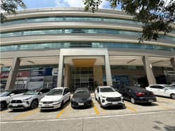 C.01 Venta de Oficina en Parque Empresarial Colon al Norte Guayaquil