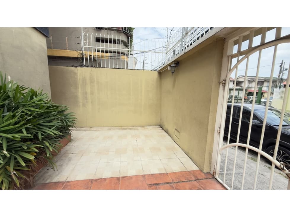 Venta de Departamento en los álamos 2do piso alto — foto 4