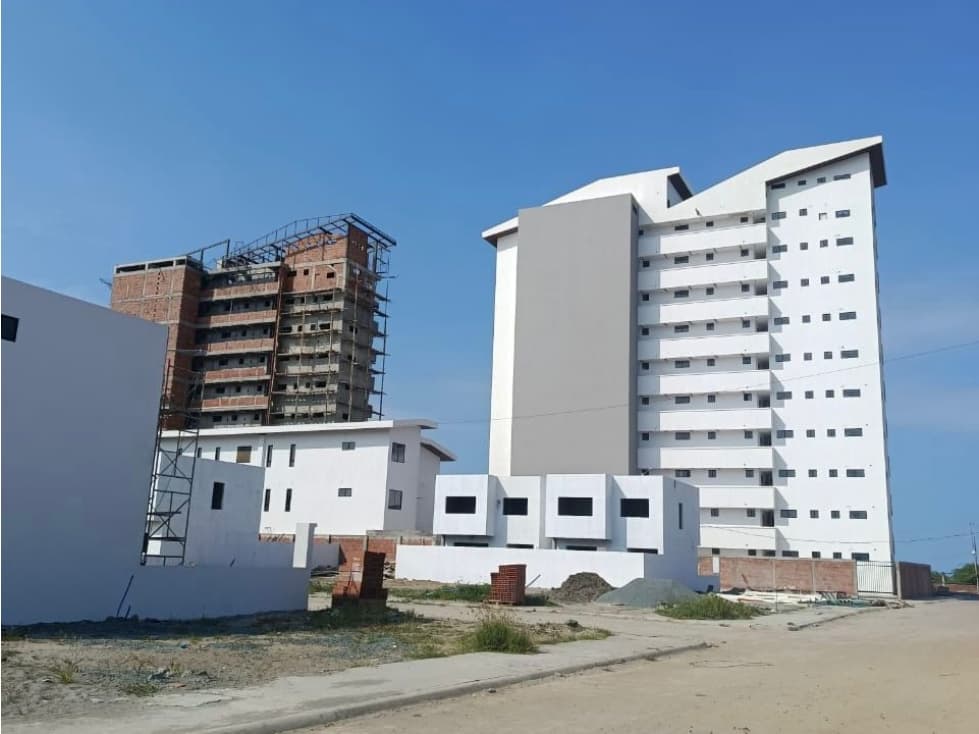 Venta Suite de Estreno Condominio de la Urb Galero vía Data Playas — foto 2