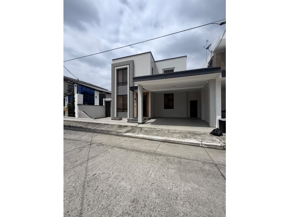 Venta de casa en la Urb El Condado de Vicolinci - Via Aurora — foto 4