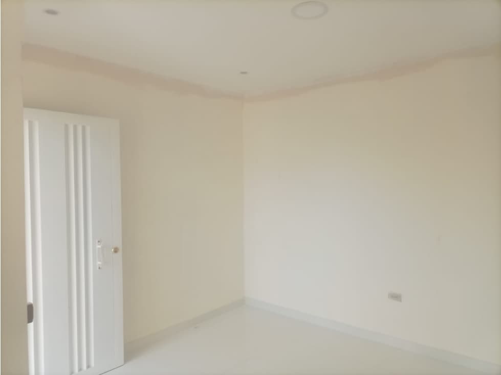Se alquila suite en cdla Guayasur. — foto 6