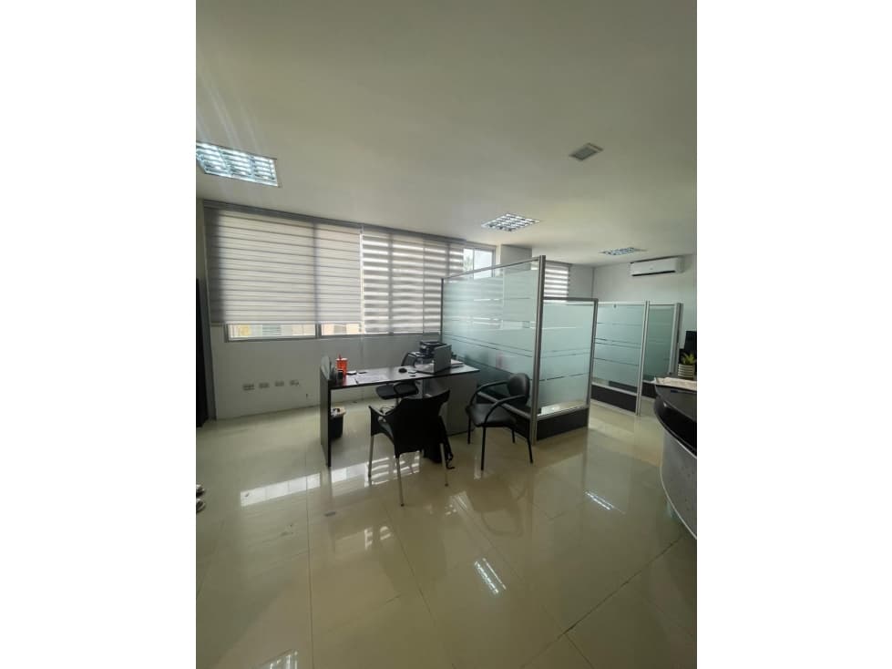 CA_MGAF OFICINA AMOBLADA CERCA DEL HILTON COLON — foto 6