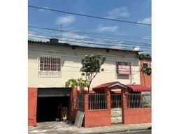 Venta de Casa - Calle Nicolás Augusto Gonzales y José de Antepara.