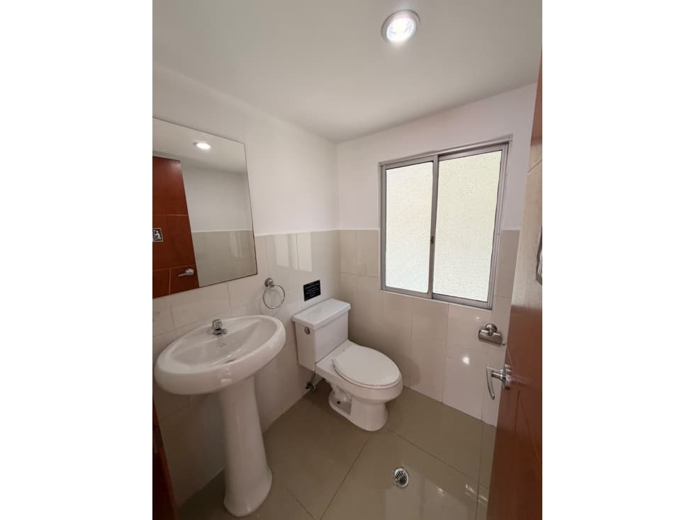 Renta Oficina 120 m2 la Floresta — foto 4