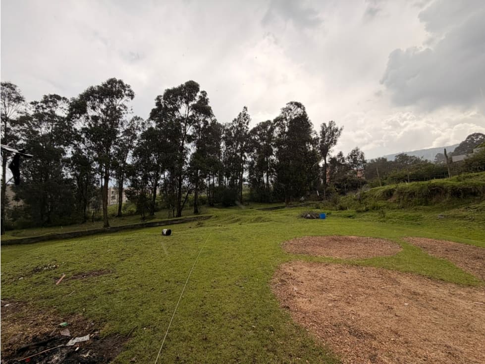Venta Terreno 5.500 m2 Valle Chillos Conocoto Ideal Constructor — foto 2
