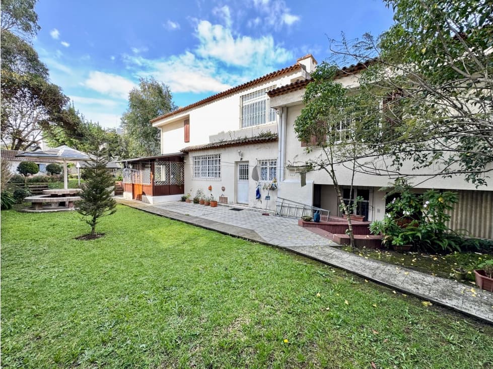 Venta Casa y Terreno 1.321 m2 Union Nacional / Centro Norte Quito — foto 3