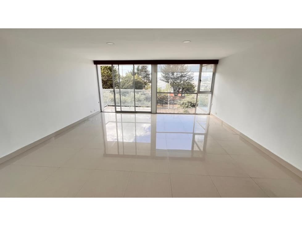 Venta Suite Sector El Pinar - Centro comercial el Bosque — foto 1