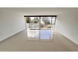Venta Suite Sector El Pinar - Centro comercial el Bosque