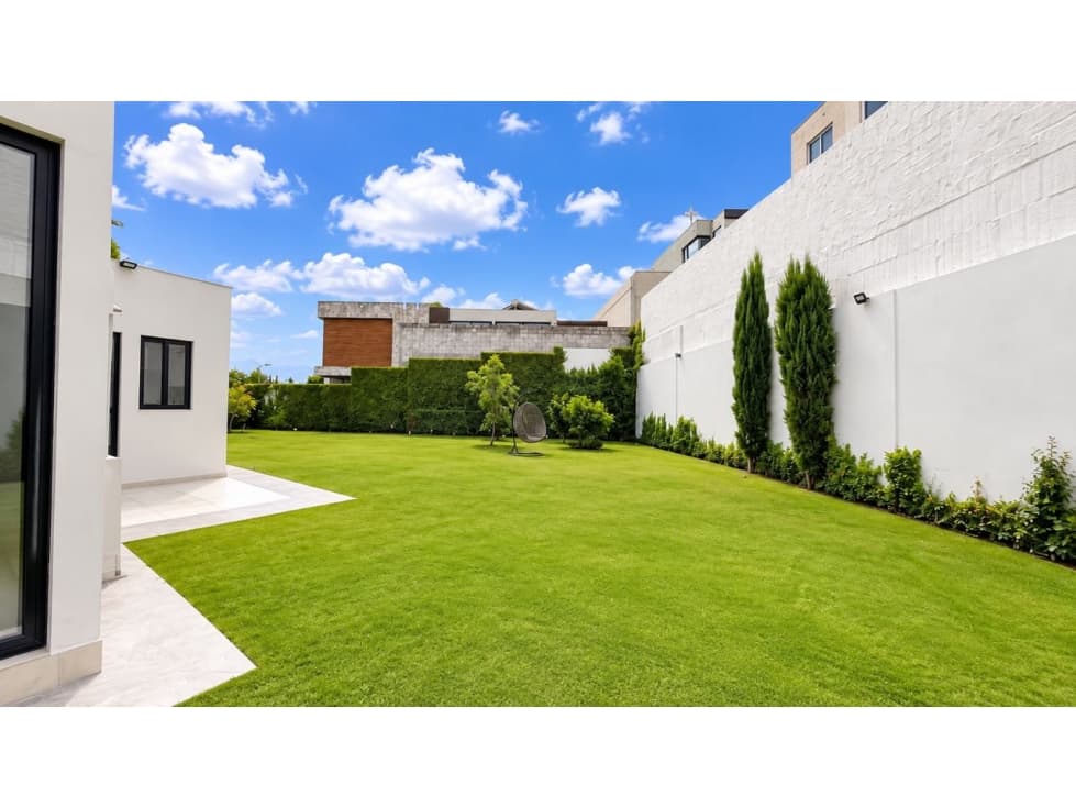 Casa en renta en Nayón — foto 1