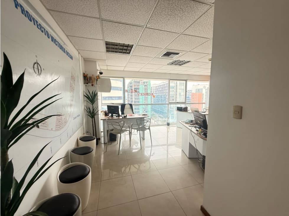 Venta de Oficina en Edificio Trade Building Torre B Piso #6 — foto 5