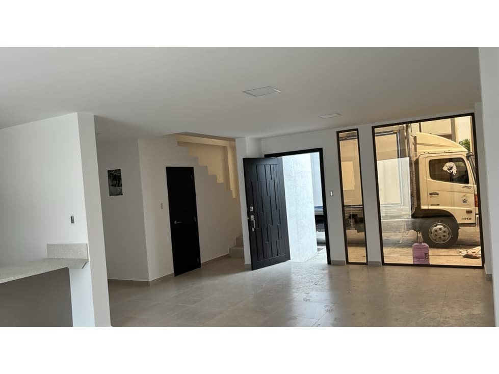 Casa de venta en Manta urbanización Palermo — foto 3