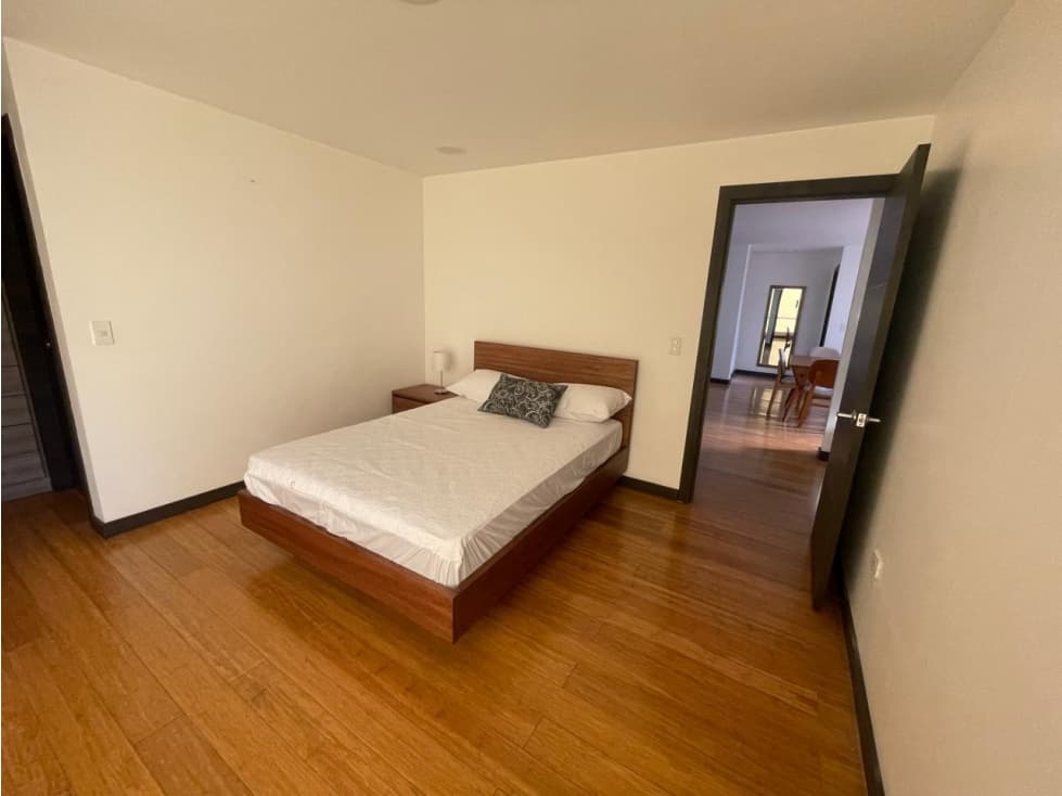 Departamento Amoblado de Arriendo en La Carolina — foto 3