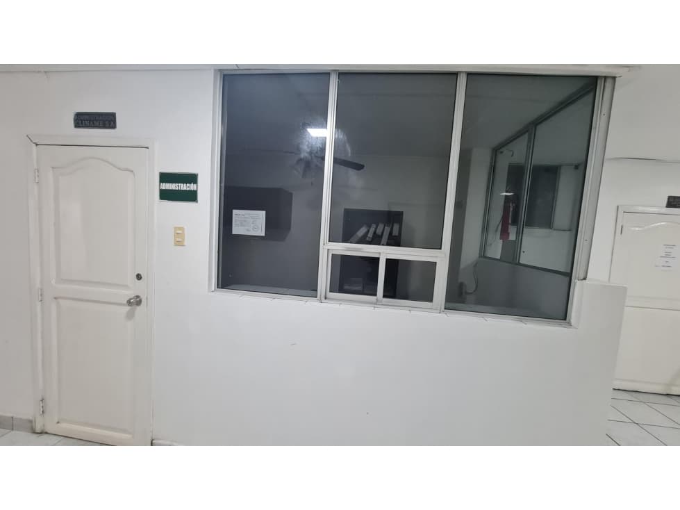 CLINICA VENTA O ALQUILER EN MANTA — foto 3