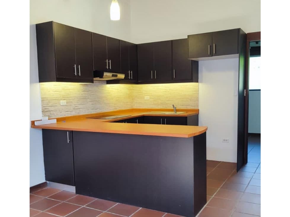 Cumbayá, Suite en Renta, 50m2, 1 Habitación — foto 1