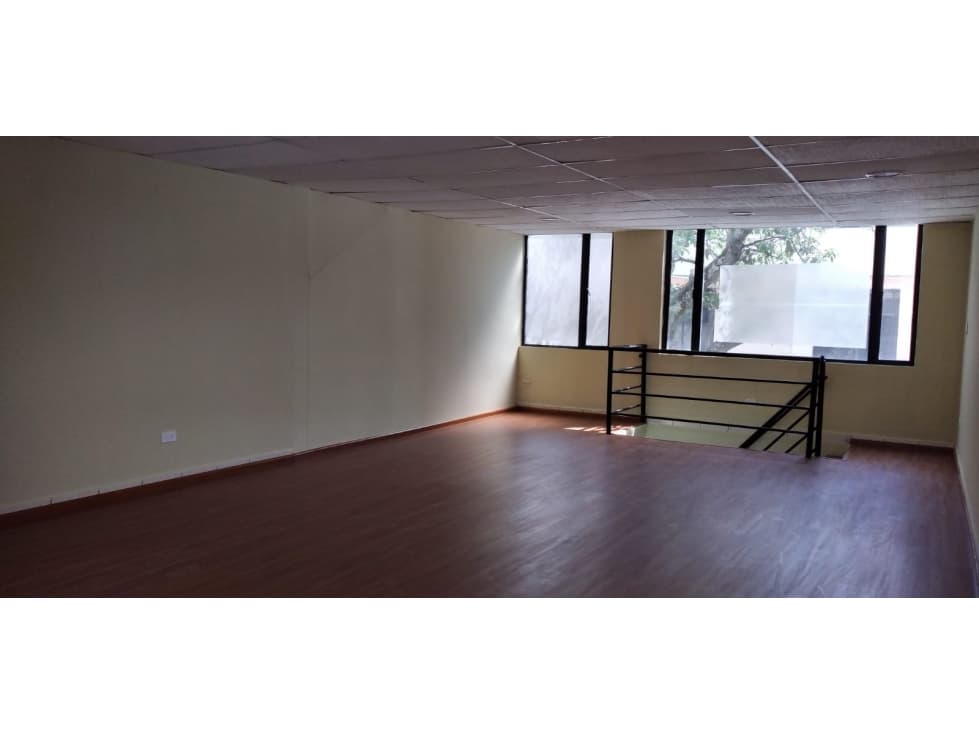 Tumbaco, Local Comercial en Renta, 100m2, 2 Ambientes — foto 5