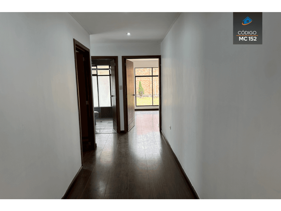 AMPLIA CASA EN VENTA SECTOR LA CATOLICA — foto 4