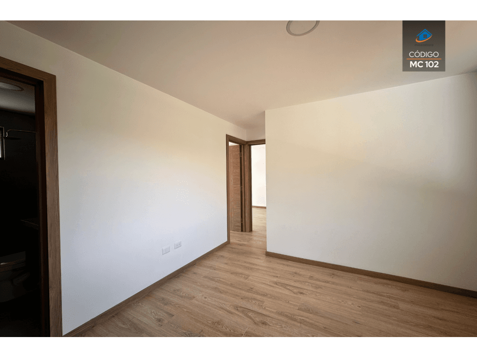 CASA POR ESTRENAR EN VENTA SECTOR MACHÁNGARA EN CUENCA ECUADOR — foto 3