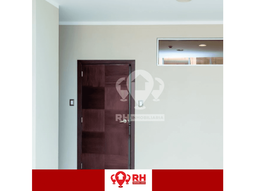 EDIFICIO CON LOCAL COMERCIAL Y OFICINAS CON ASCENSOR EN  MACHALA #EVCV — foto 2