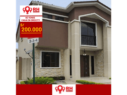 CASA MODELO BRILLANTE EN VENTA EN URBANIZACIÓN OROCITY, MACHALA #JPAA