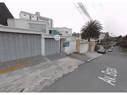 Renta Casa Quito Tenis 531 m2