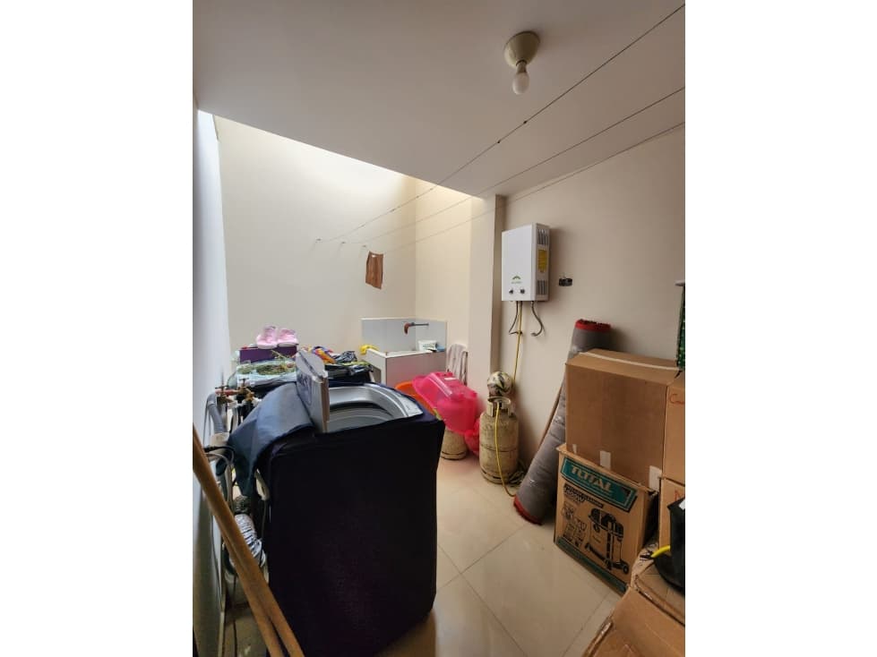 CASA EN VENTA PARQUE INDUSTRIAL 110.000 NEG. CUENCA-ECUADOR — foto 4