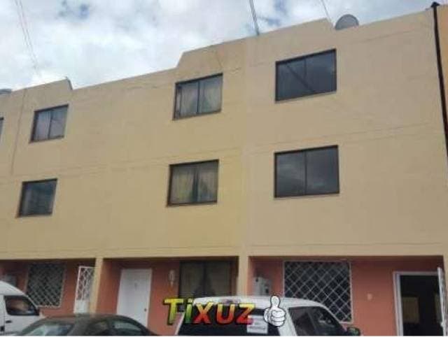 VENDO UNA HERMOSA CASA DE TRES PISOS MAS SUBSUELO — foto 1